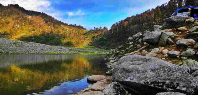 Pristine-Dhauladhar-Lakes